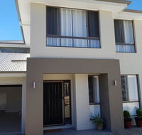 Jasper Place - Sydneys Hotel