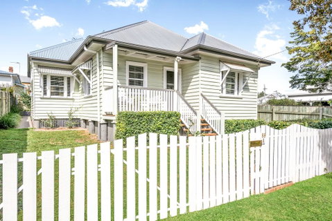 Keeler Cottage - Sydneys Hotel 3