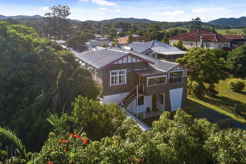 Kenilworth Boutique Accommodation - Sydneys Hotel 1