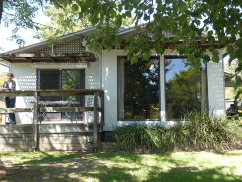 Kiewa View - Sydneys Hotel 0