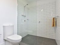 Kinloch Cottage renovated to new on Daisy Hill Vineyard