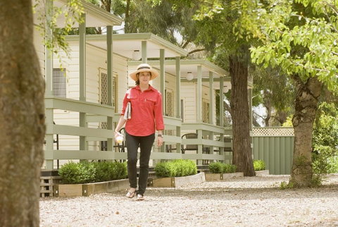 Lake Hamilton Motor Village And Caravan Park - Sydneys Hotel 0