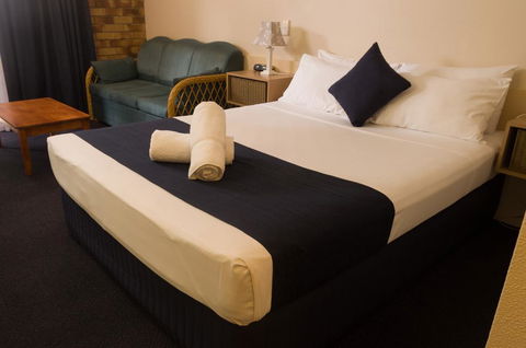 Lancaster Court Motel - Sydneys Hotel 0