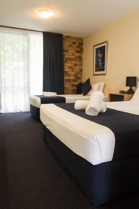 Lancaster Court Motel - Sydneys Hotel 3