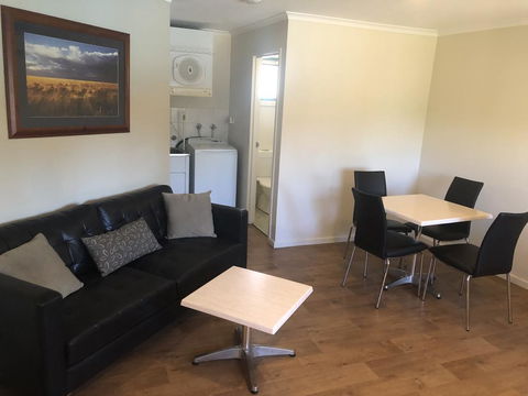 Latitude20 Karratha Apartments - Sydneys Hotel 1