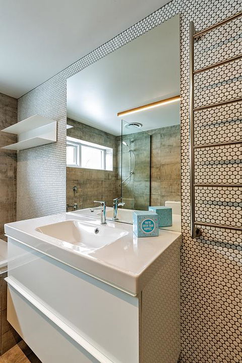 Le Chalets - Sydneys Hotel 3