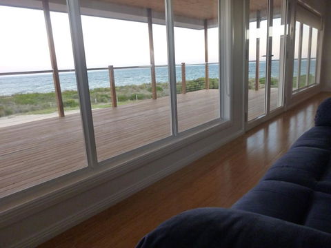 Lincoln View Holiday House - Sydneys Hotel 2