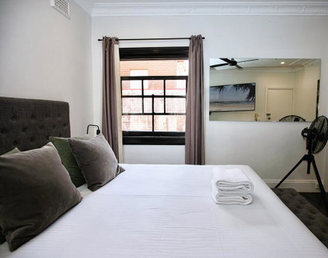Lux & Quiet Apartment In, Potts Point - Sydneys Hotel 2