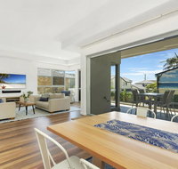 Luxury on Currumbin Beach - Sydneys Hotel