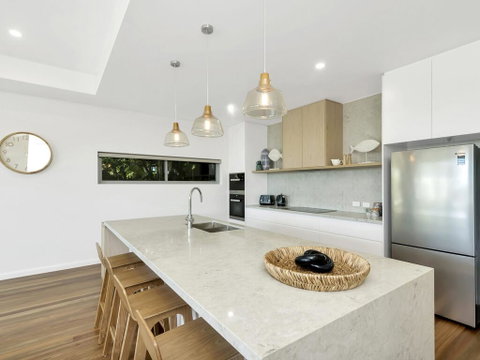 Luxury On Currumbin Beach - Sydneys Hotel 2