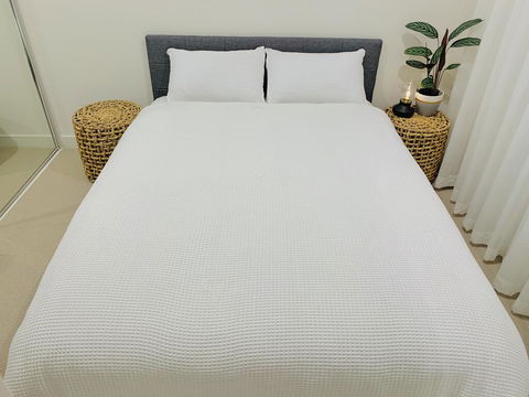 M-City 2 BR And 2 BA Apartment With Parking - Sydneys Hotel 2