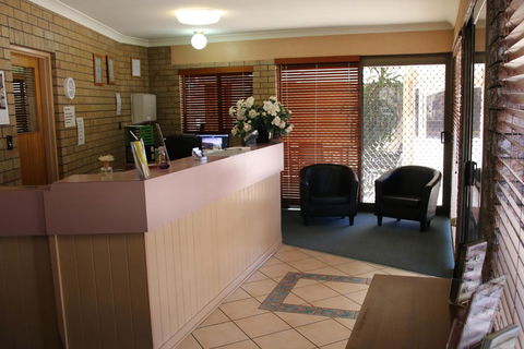 Macintyre Motor Inn - Sydneys Hotel 2