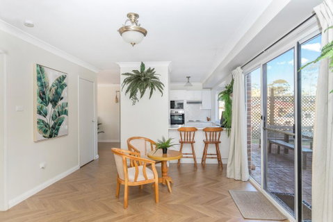 Macleay Street 23, Narrawallee - Sydneys Hotel 1