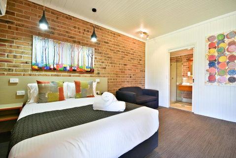 Macquarie Inn - Sydneys Hotel 0