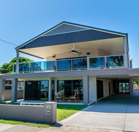 Magical holiday home - Welsby Pde Bongaree - Sydneys Hotel