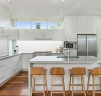 Malvern 2B - Sydneys Hotel