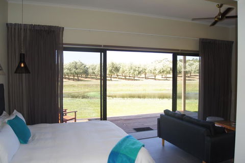 Manzanillo Grove Villa - Sydneys Hotel 0