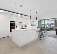 MARINA VIEW - Sydneys Hotel