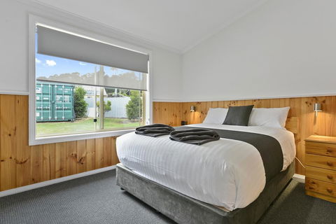 Masons Cottages - Sydneys Hotel 1