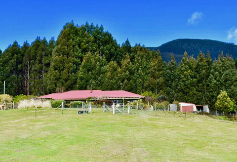 Maydena Mountain Cabins - Sydneys Hotel 2