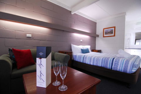 Mayfair Motel - Sydneys Hotel 1