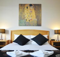 Meadowbrook Hotel Brisbane - Sydneys Hotel