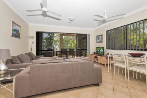 Mediterranean Beachfront Apartments - Sydneys Hotel 1
