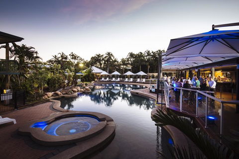 Mercure Townsville - Sydneys Hotel 2