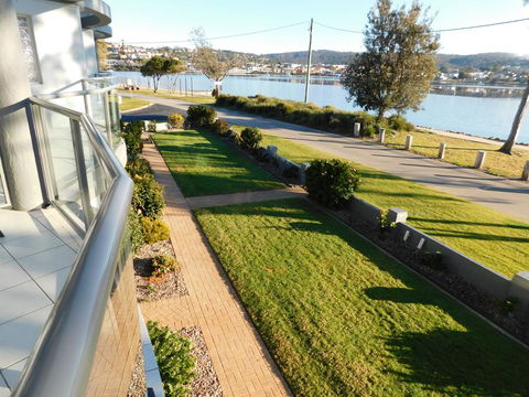Merimbula Lake Apartments - Sydneys Hotel 3