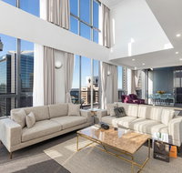 Meriton Suites Pitt Street - Sydneys Hotel
