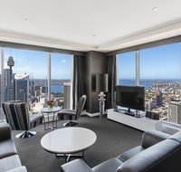 Meriton Suites World Tower - Sydneys Hotel