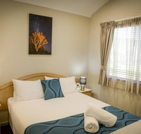 Merry Beach Caravan Park - Sydneys Hotel