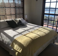 Merry Beach Ocean Front Large Home - Sydneys Hotel