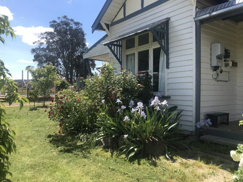 Merton Manor - Sydneys Hotel 2