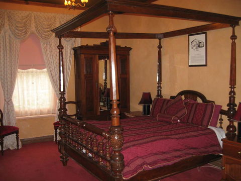 Mintaro Hideaway - Sydneys Hotel 2