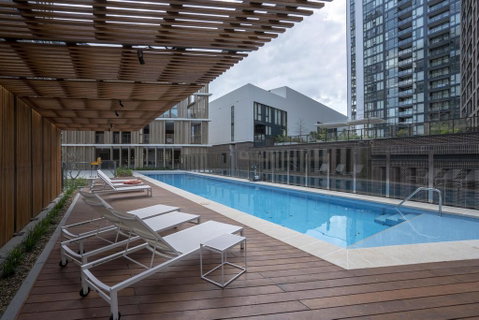 Modern 2 Bedroom Apartment In Darling Harbour - Sydneys Hotel 1
