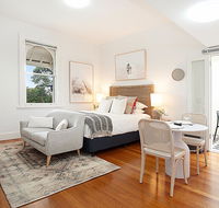 Modern and Cosy Inner West Apartment - Sydneys Hotel