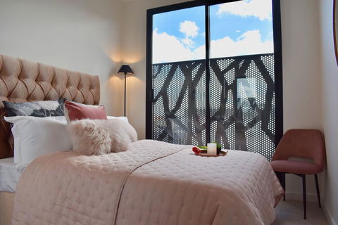 Modern And Elegant Apartment Near The Beach - Sydneys Hotel 3