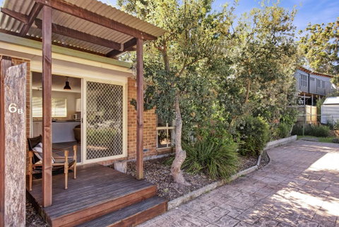 Mollymook Coastal Villa - Sydneys Hotel 1
