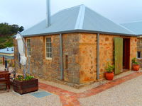 Book Norton Summit Accommodation Vacations Sydneys Hotel Sydneys Hotel