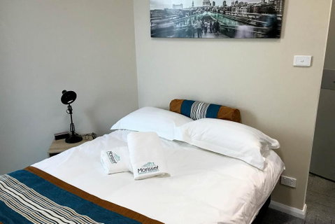 Motel Rooms At Morisset Serviced Apartments - Sydneys Hotel 1