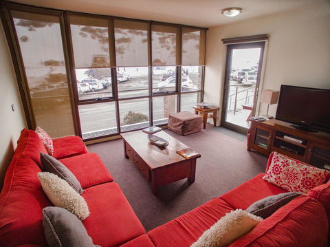 Mountain View Chalet At Heidi's - Sydneys Hotel 0