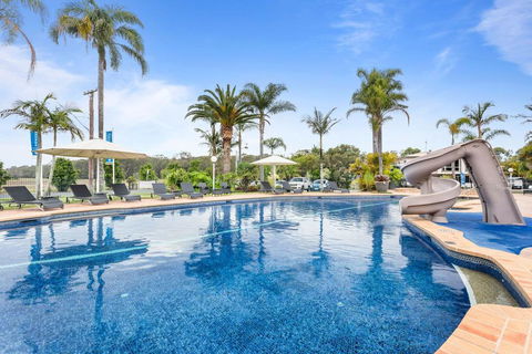Mountain View Resort - Sydneys Hotel 0