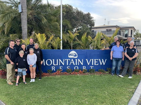 Mountain View Resort - Sydneys Hotel 2