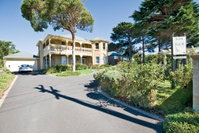 Book Mount Martha Accommodation Vacations Sydneys Hotel Sydneys Hotel