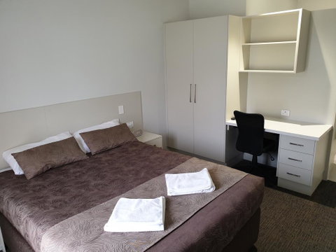 Naracoorte Hotel Motel - Sydneys Hotel 0