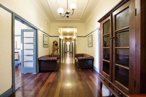 Captain Stirling Hotel - Sydneys Hotel 6