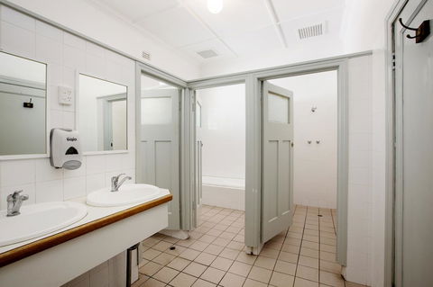 Captain Stirling Hotel - Sydneys Hotel 10