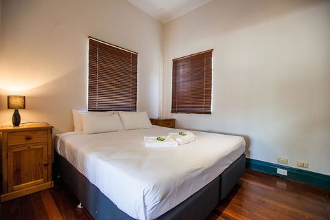 Captain Stirling Hotel - Sydneys Hotel 28