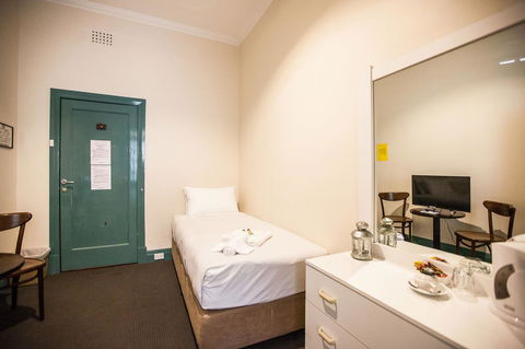 Captain Stirling Hotel - Sydneys Hotel 34